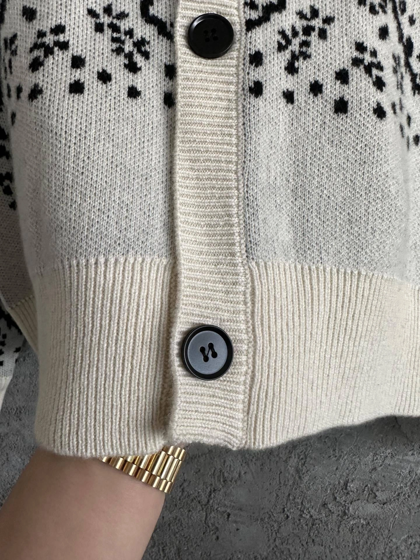 wg.luxury- RHU45 wool item:D-F409H0872
